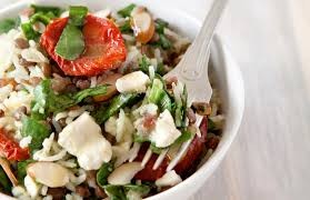 Arroz con lentejas y queso feta